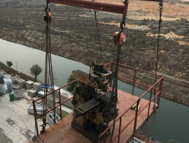 ���̰���